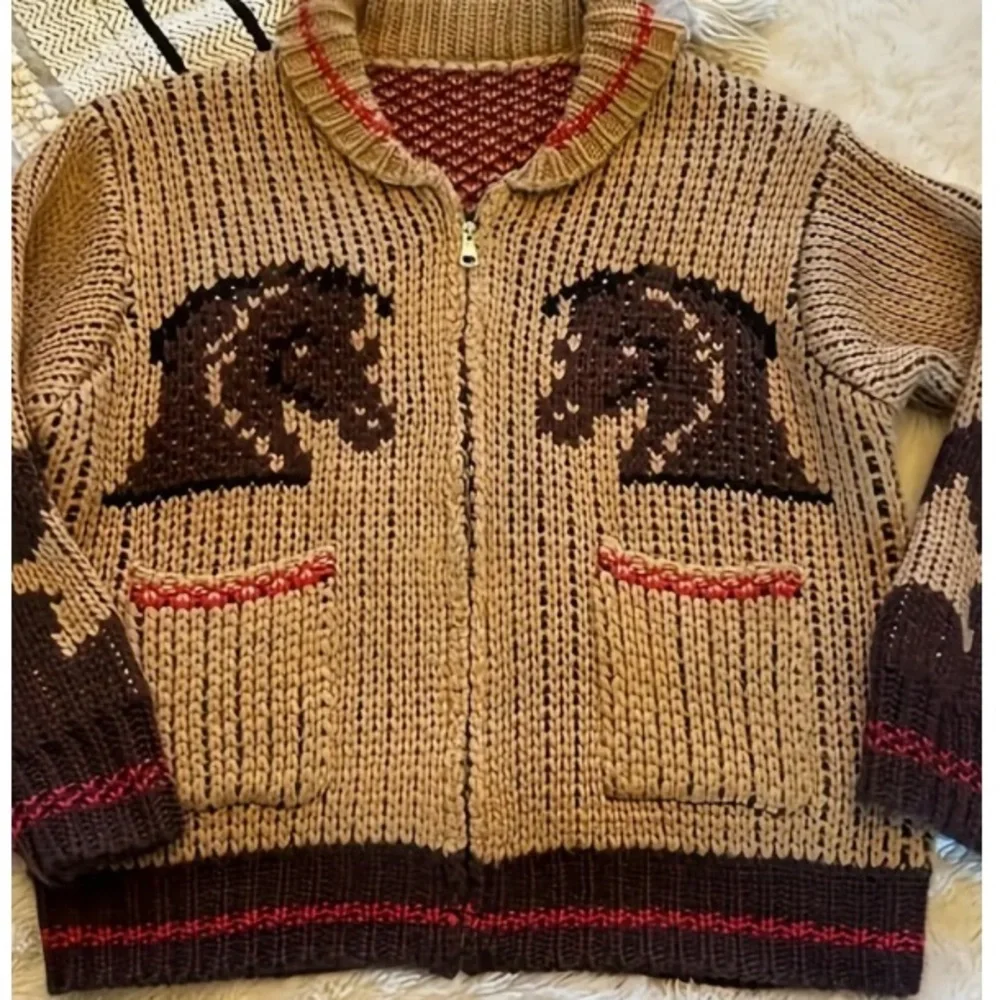 2 let! 🍁🪶Boho WESTERN Horse Pattern Knit Cardigan